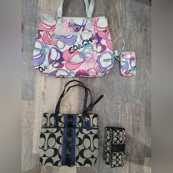 Coach Totes w/ Matching Accessories - Picture 1 of 16